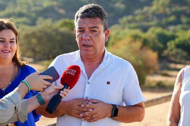 Alcalde de Berrocal solicita apoyo para la recuperación económica tras el incendio