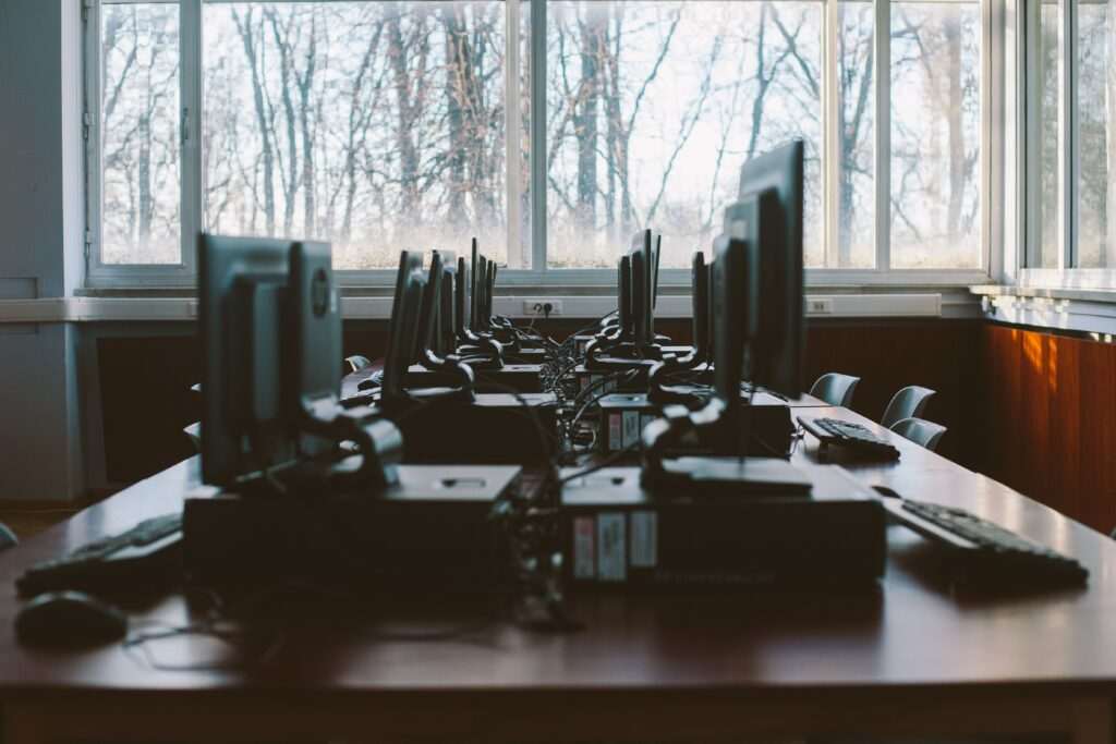 Ayuntamientos reciben apoyo de Diputación para mejorar equipamientos informáticos