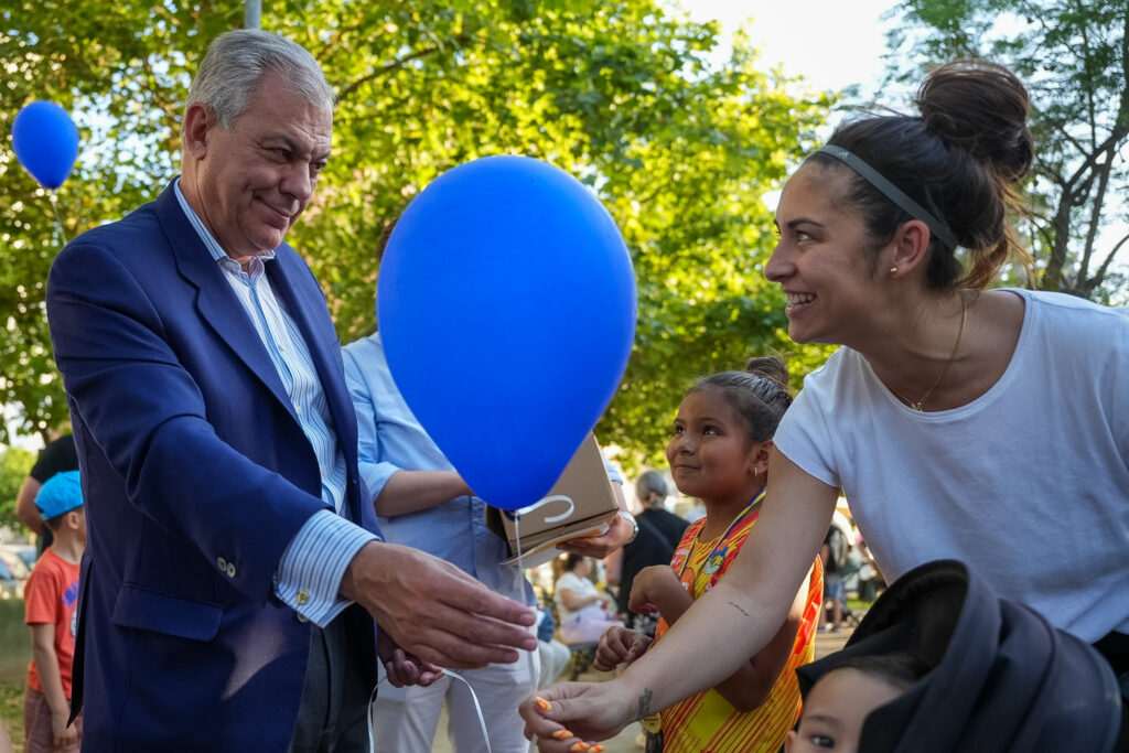 El Gobierno de Sanz impulsa la modernización de parques infantiles en Sevilla con la creación de cuatro nuevas áreas especiales