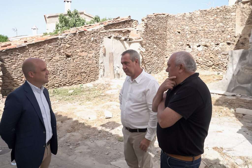 Construcción de una farmacia rural en Benizalón por parte de la Diputación