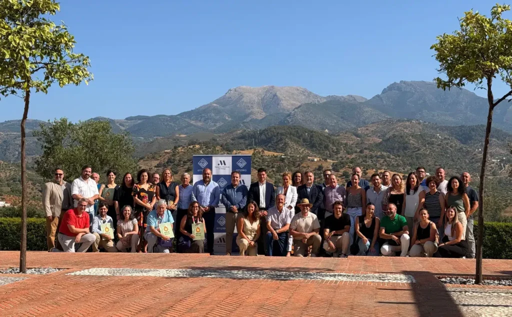Reunión de agentes económicos y sociales de la Sierra de las Nieves para explorar oportunidades de empleo del proyecto ‘Bio+a Málaga’