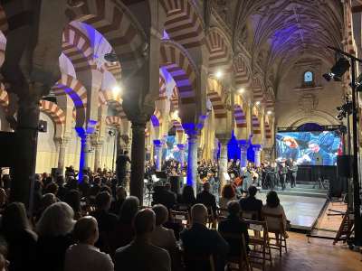 Coro Averroes y Orquesta de Córdoba celebran el 50º aniversario del Hospital Universitario Reina Sofía con un concierto inolvidable