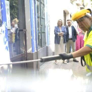 La Agencia Albaicín implementará un nuevo plan contra las pintadas vandálicas con una inversión de 170.000 euros a finales de año