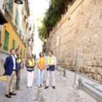 Avance en la restauración del muro del Cuarto Real de Santo Domingo y mejora del entorno de la Cuesta de Aixa