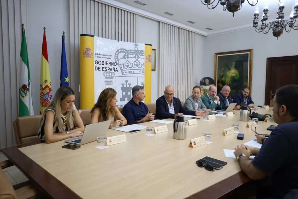 Agea resalta la colaboración de la Diputación en el PFEA con 2,9 millones y el respaldo técnico para la ejecución de proyectos