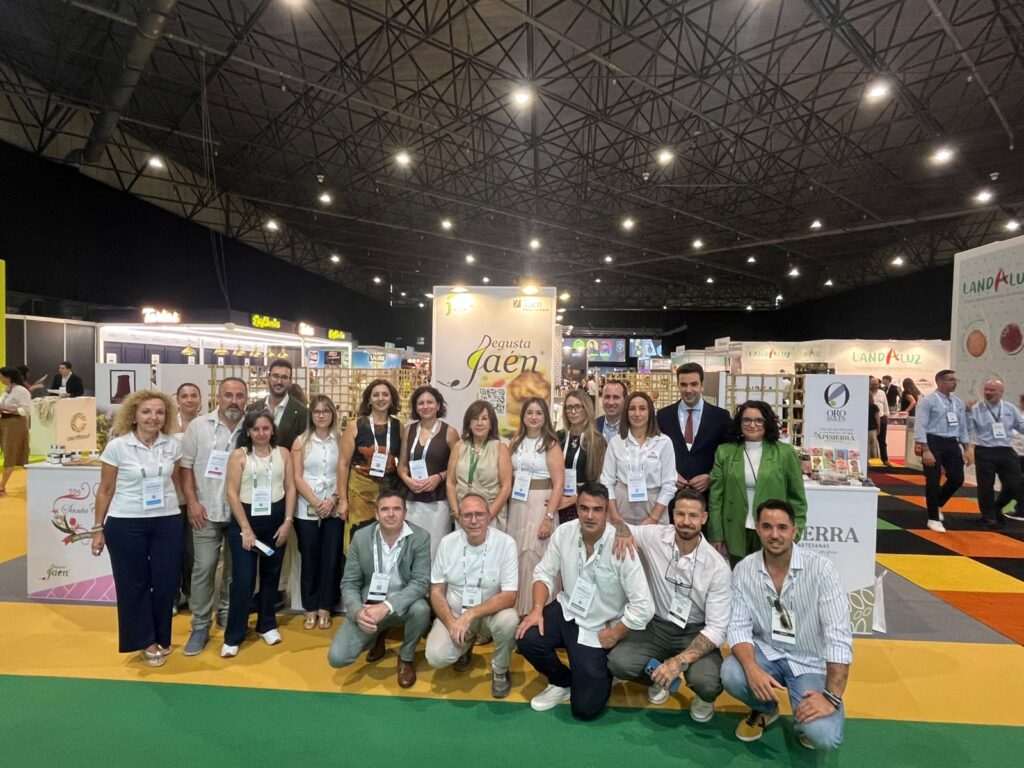 Dieciocho empresas de Jaén participan en la feria Auténtica Premium Food en Sevilla con el apoyo de la Diputación