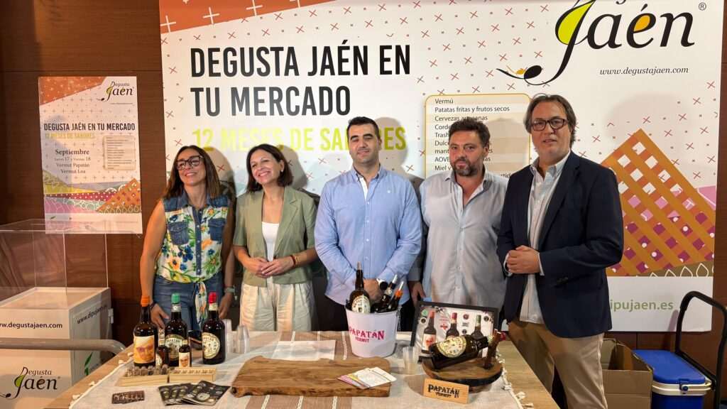 La Diputación impulsará productos Degusta Jaén en los mercados de la capital con la campaña «12 meses de sabores»