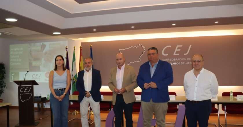 José Luis Hidalgo participa en una jornada sobre el Sistema Arbitral de Consumo con la Diputación y la CEJ
