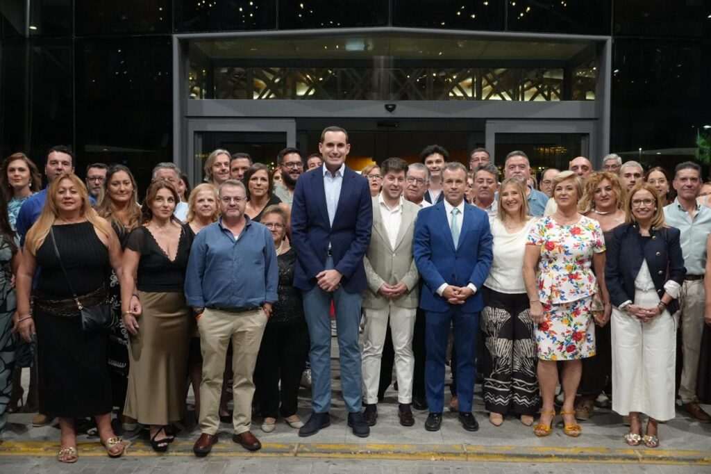 Latorre conmemora medio siglo de labor de la Asociación de Vecinos ‘El Tomillo’ en la capital