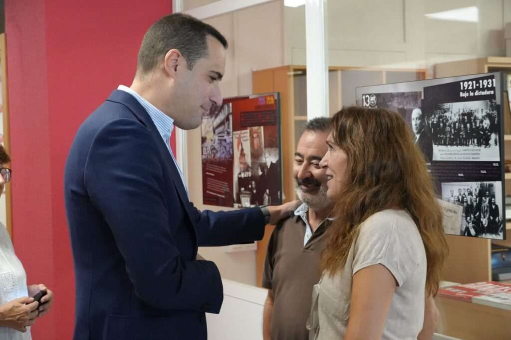Juan Latorre discute con UGT Jaén la situación laboral y habitacional en la provincia