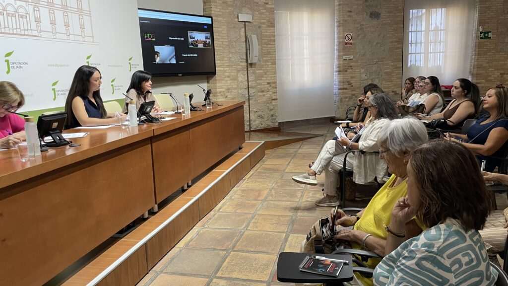 El Consejo de Igualdad y Participación de las Mujeres discute el programa de actividades para el 25N