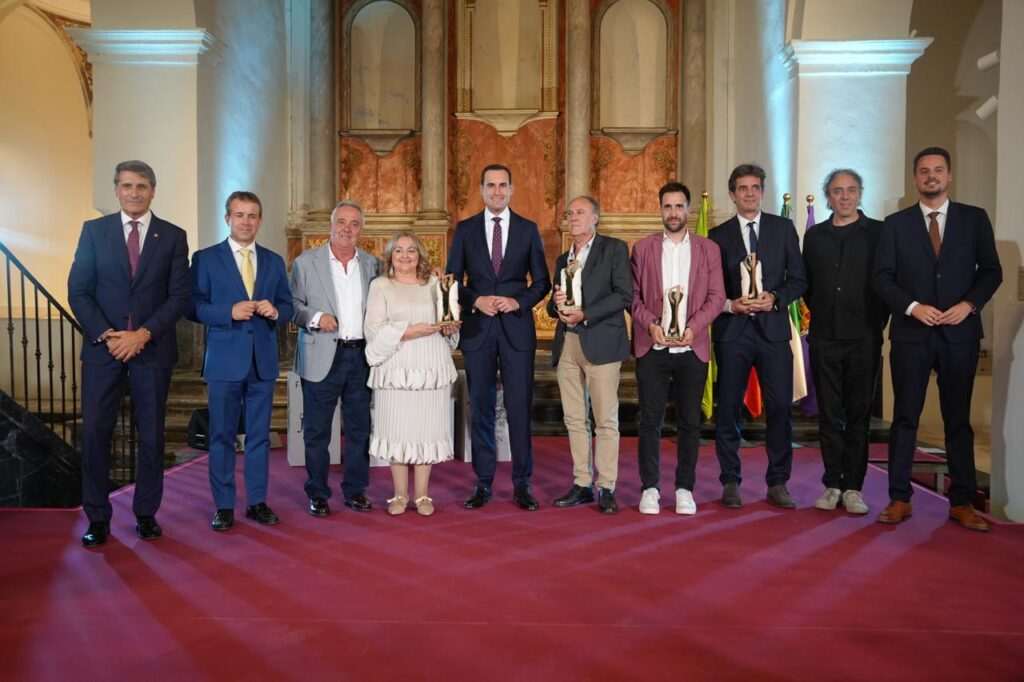 Latorre destaca el valioso patrimonio natural, monumental y gastronómico de la provincia durante la entrega de los Premios JPI 2026