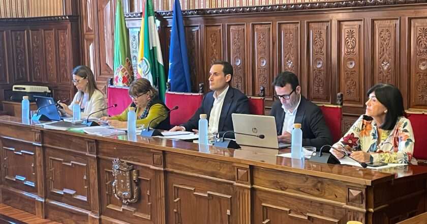 La Diputación de Jaén lidera la inversión en gasto por habitante y en obra pública en Andalucía