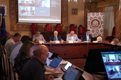 El Consejo Social de la UCO reconoce a la Cámara de Cuentas de Andalucía y al profesor Manuel Porras del Corral