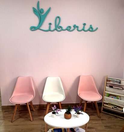 Centro Liberis: logopedia, psicología y psicopedagogía en Sevilla con la familia como parte de la terapia