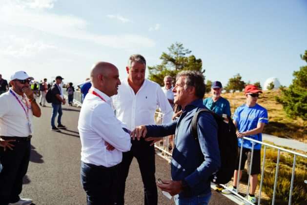 La Vuelta destaca la excelencia turística y deportiva de la Costa de Almería