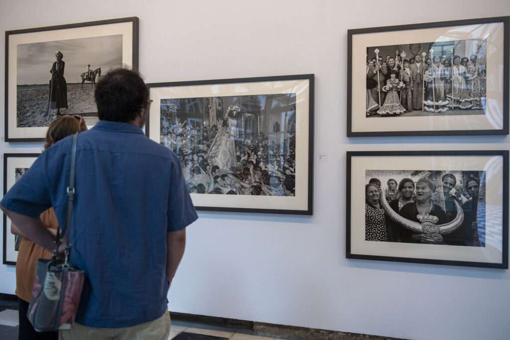 Exposición fotográfica disponible en el Claustro del Palacio Provincial hasta el 12 de septiembre