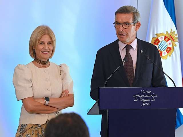 La Junta refuerza su compromiso con la aeronáutica en Jerez y aumenta la inversión en ‘Net Zero’ a 30,8 millones