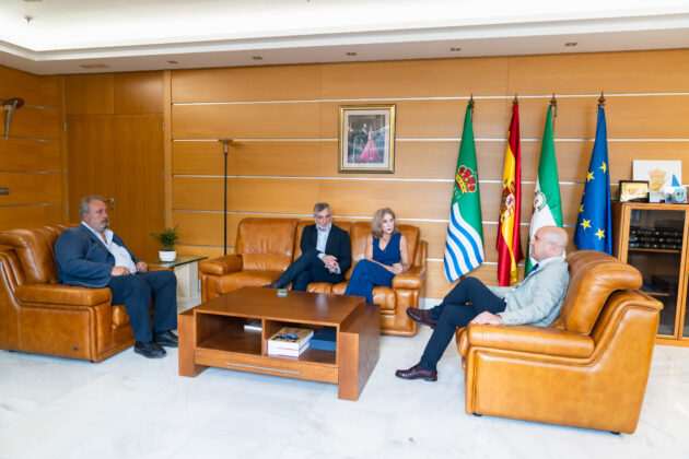 Diputación y Ayuntamiento unen esfuerzos para desarrollar nuevos proyectos en El Ejido