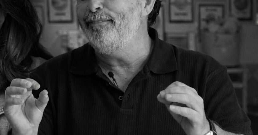 La FAMP rinde homenaje póstumo al periodista Óscar Toro en el Día del Cooperante
