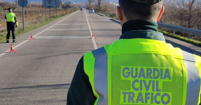 Fallece una persona tras el vuelco de un vehículo en la A-92, a su paso por Osuna