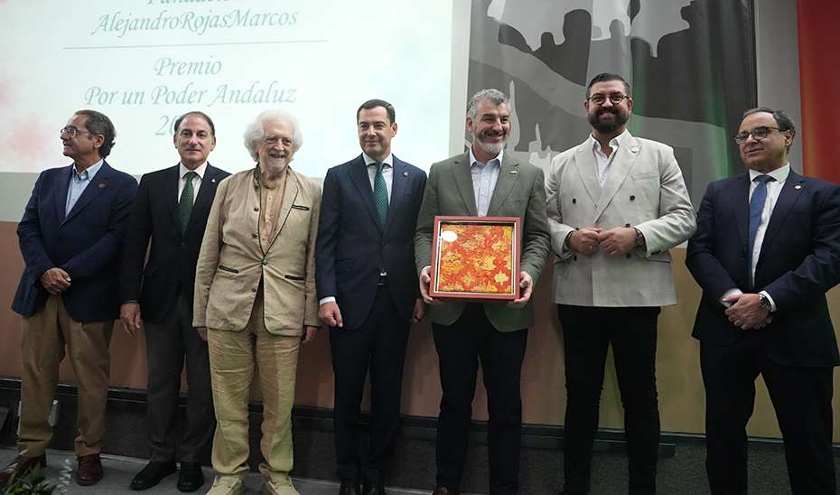 Moreno destaca el valor del diálogo de Oskar Martín: «Se puede ser andaluz se piense como se piense»