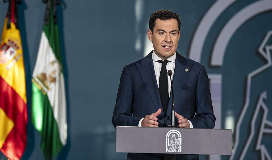 Moreno expresa el dolor de Andalucía por la tragedia ferroviaria y exige verdad sobre las causas