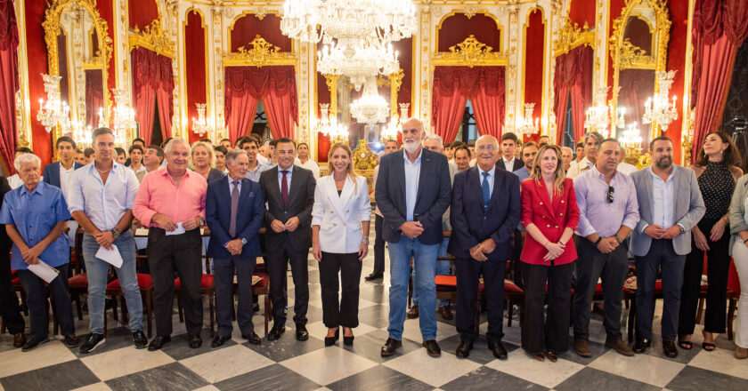 Almudena Martínez destaca la rica tradición taurina de la provincia