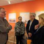 Carmen Hernández-Pinzón explora el retrato de Juan Ramón Jiménez de Vázquez Díaz y la exposición de Pedro Rodríguez