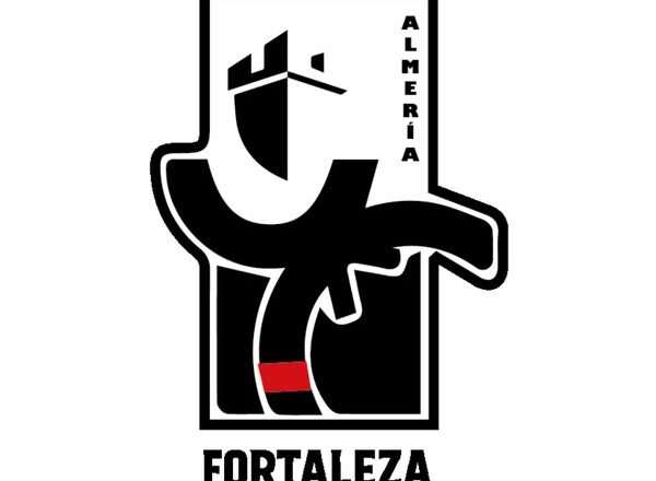 Fortaleza Jiu-Jitsu Almería, jiu-jitsu brasileño, grappling y defensa personal con un cinturón negro formado en Inglaterra