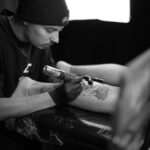 Guzmán Tattoo, realismo en blanco y negro con un enfoque personalizado