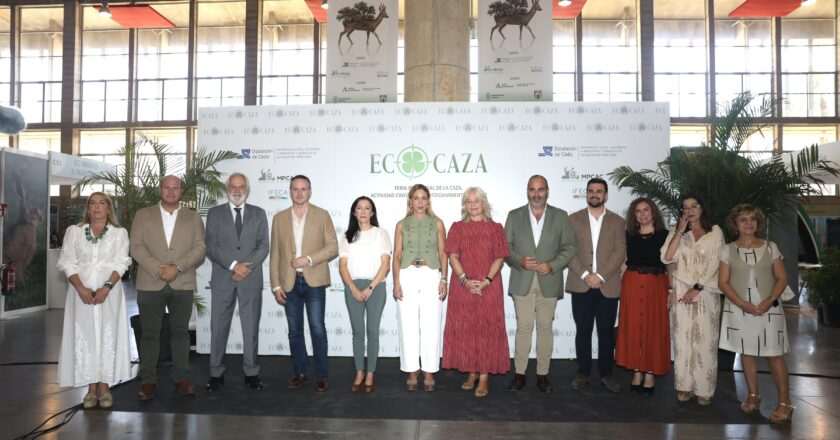 Almudena Martínez resalta la importancia social, económica y ambiental de esta actividad en la provincia